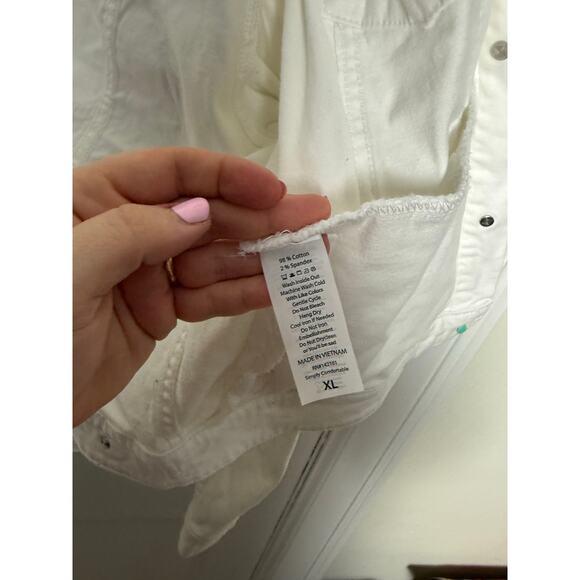 Lularoe White Denim Jean Jacket Unicorn Patch Boxy Stretch Women's XL - Picture 5 of 6